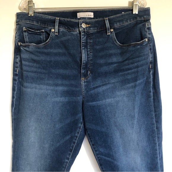 LOFT Kick Crop Jeans Women’s Size 14 32 W High Rise Medium Wash Stretch Denim - Picture 2 of 9